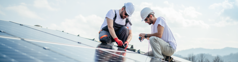 accompagnement aide à la pose de panneaux photovoltaïques